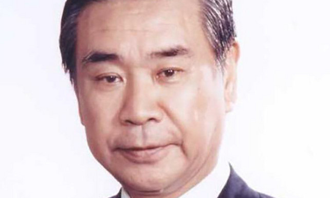 Tsutomu Hata