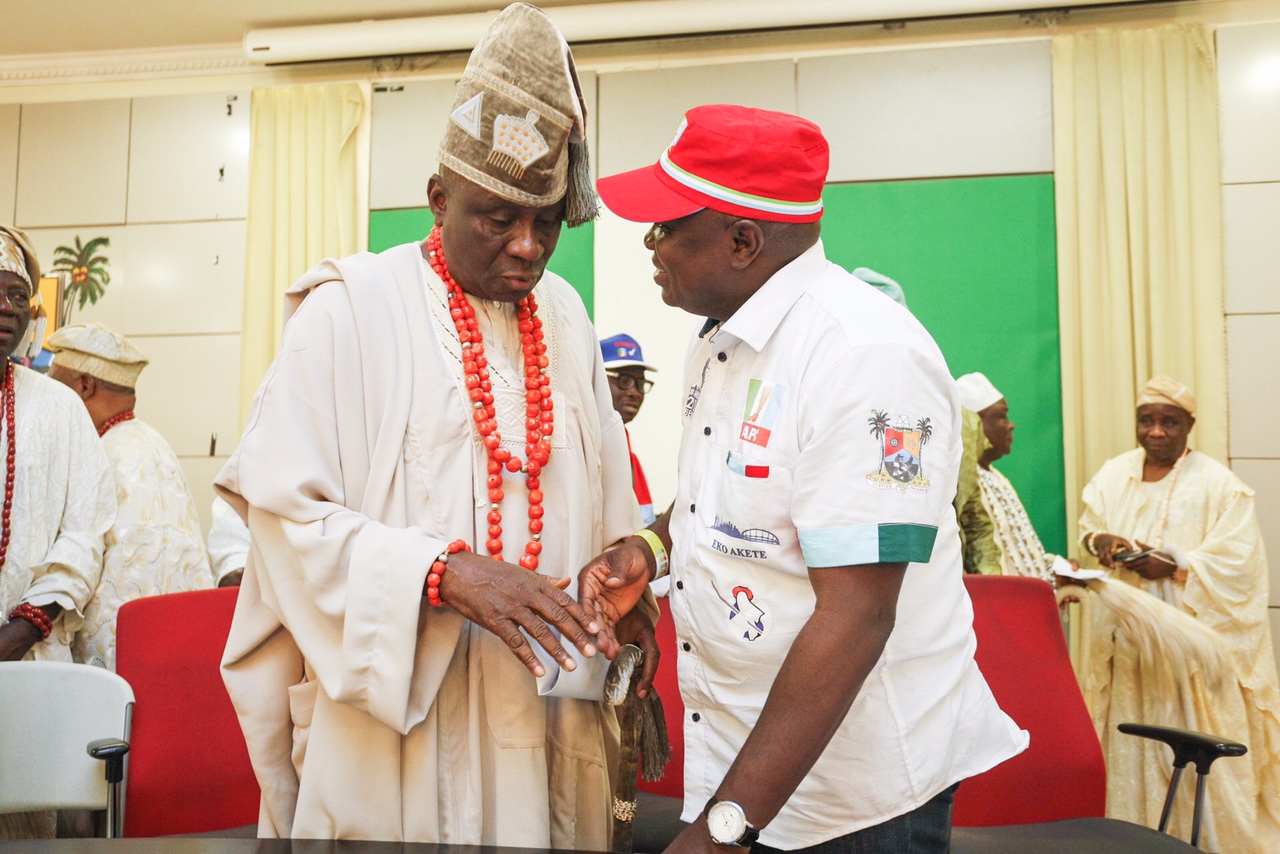 Oba of Lagos, Rilwan Akiolu and Ambode